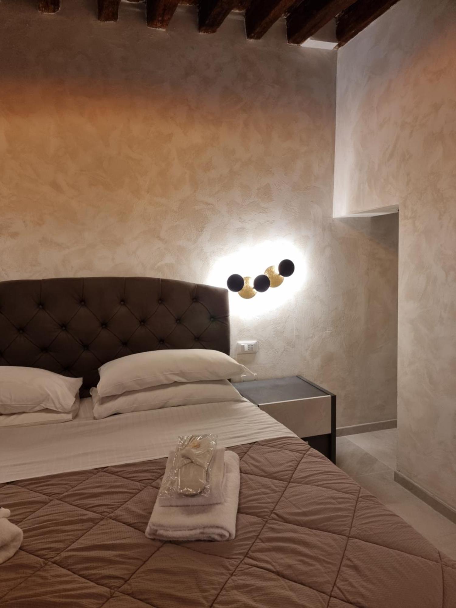 San Marco 3097 Luxuryjacuzzi Apartment Venedig